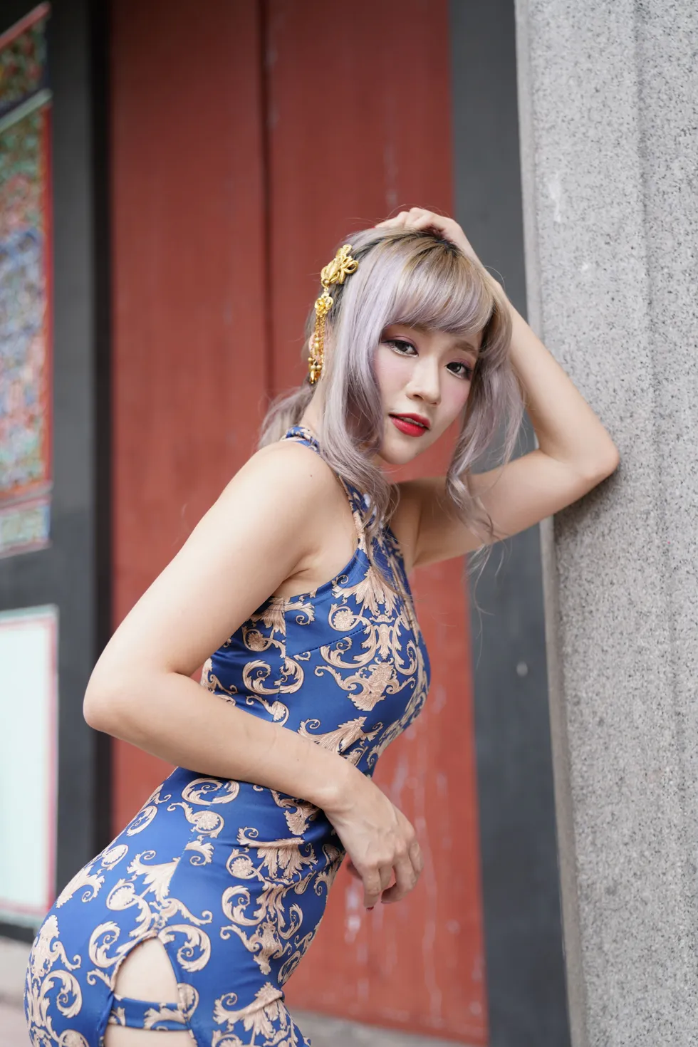 [Mzsock] NO.149 Xue Kaiyun blue flower short cheongsam with high heels and beautiful legs street photography#[105P]-58