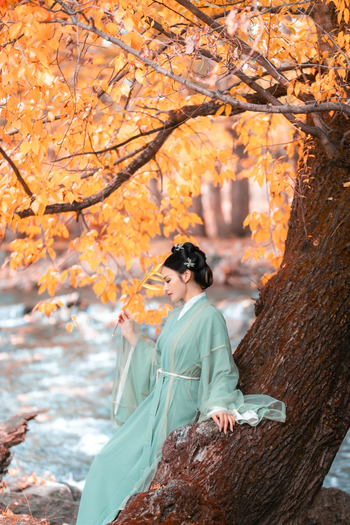 [YITUYU] 2023.02.09 Vol.3006 Autumn leaves gradually turn red Xie Aling#[28P]-27